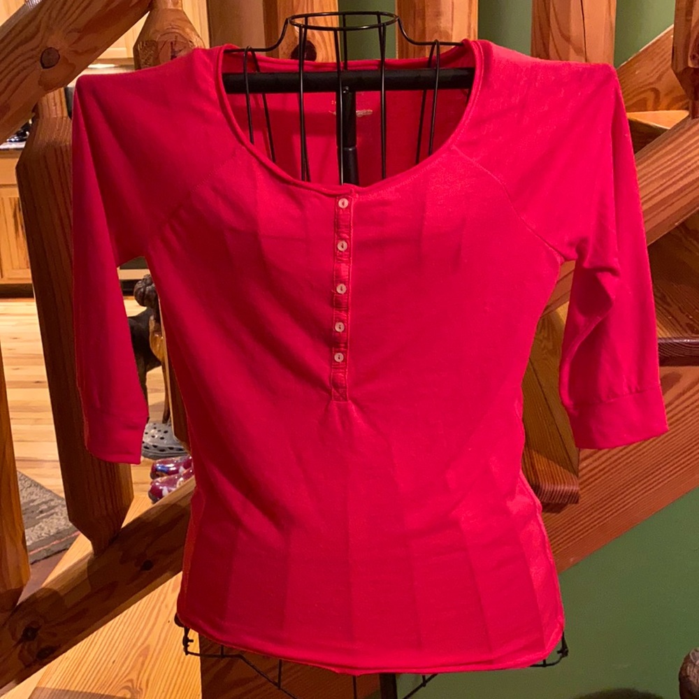 Gently worn American Eagle Top